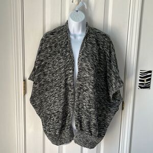 Short sleeve cardigan